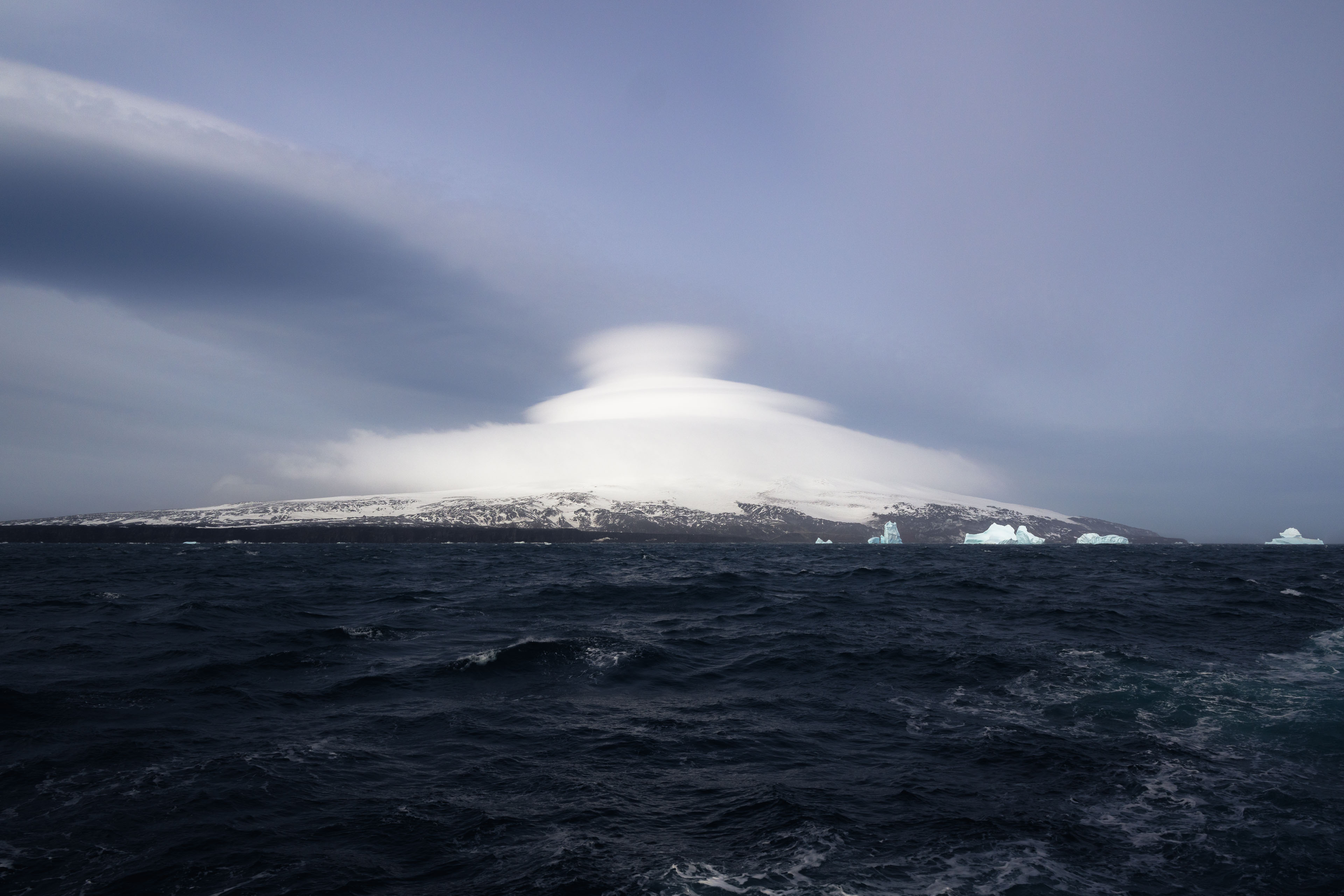 Saunders Island